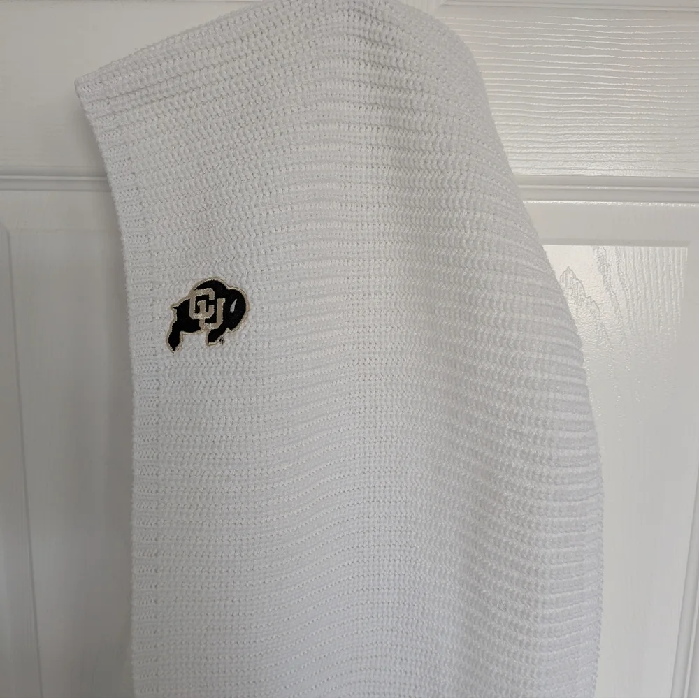 CU Buffs White Knitted Infinity Scarf